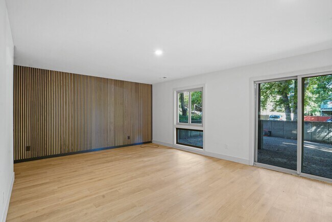 Floorplan - 815 Dewey Ave