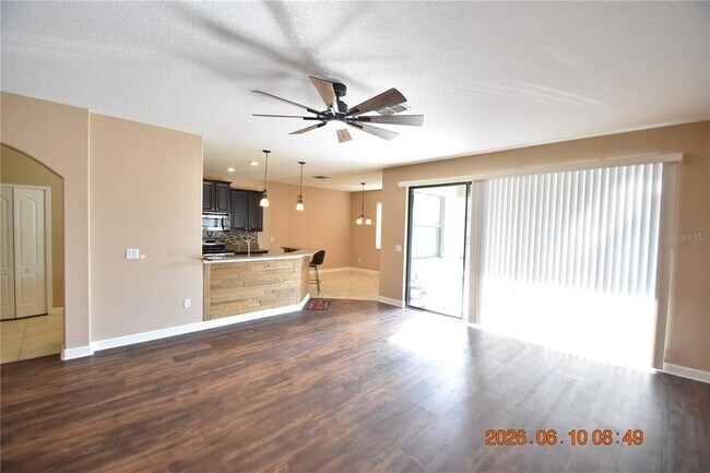 Building Photo - 20019 Date Palm Way