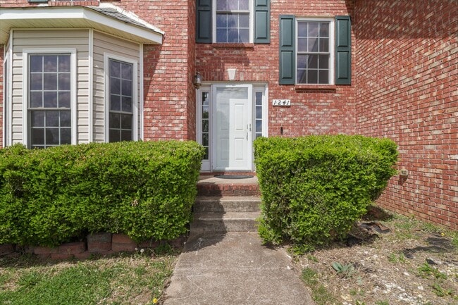 Building Photo - 1241 Gatsby Ct