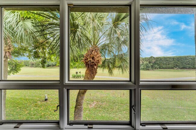 Building Photo - 7888 Granada Pl