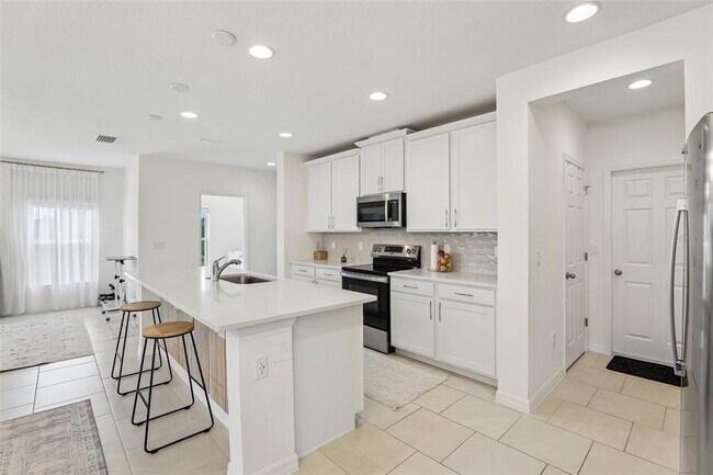 Building Photo - 1581 Swan Swim Dr