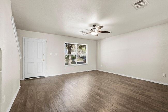 Building Photo - 10643 Marshitahs Way