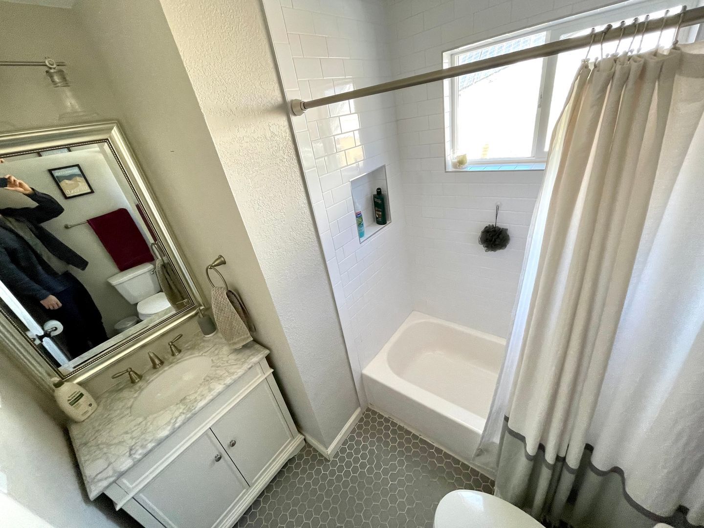 Building Photo - 4585 Martin Dr