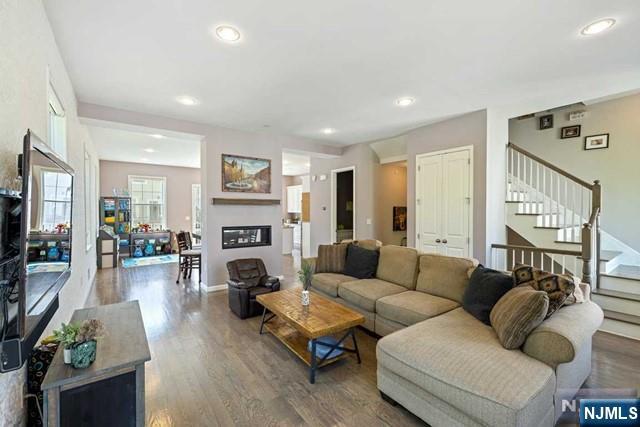 Primary Photo - 26 Roosevelt Dr