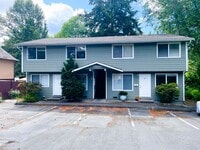 Building Photo - Carroll 4 Plex (LO)