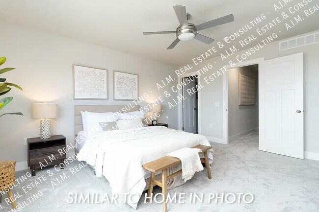 Building Photo - 6957 Poppy Ct