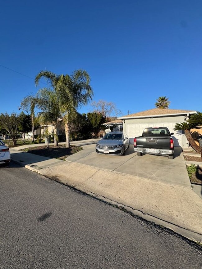 Building Photo - Single Story Cozy Home in San Jacinto