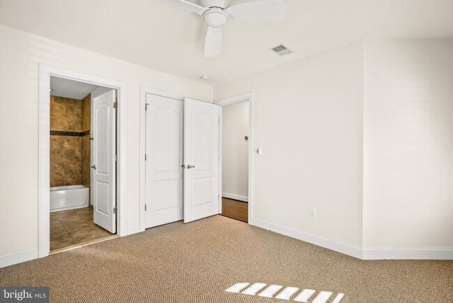 Building Photo - 211 Mill St