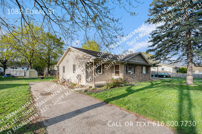 Building Photo - 1082 Coral St