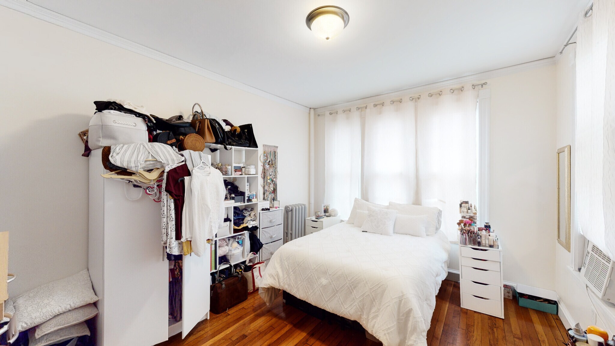 Building Photo - 15 Glenville Ave