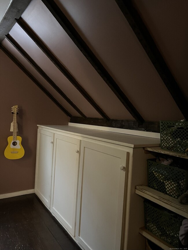 Building Photo - 917 Hopewell Rd