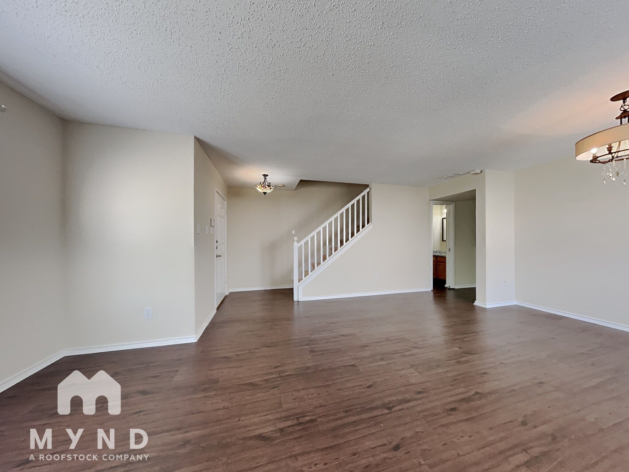 Building Photo - 316 Willow Oak Dr