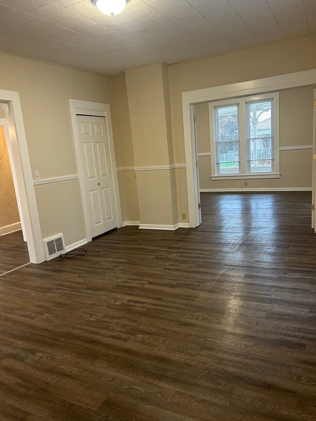 Building Photo - 435 Prospect Ct