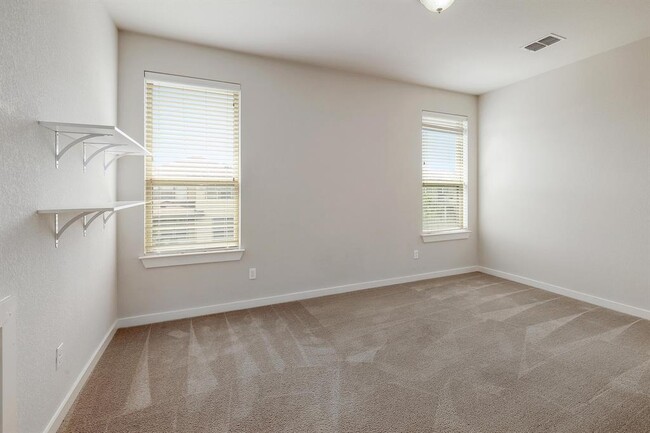 Building Photo - 16233 Travesia Way