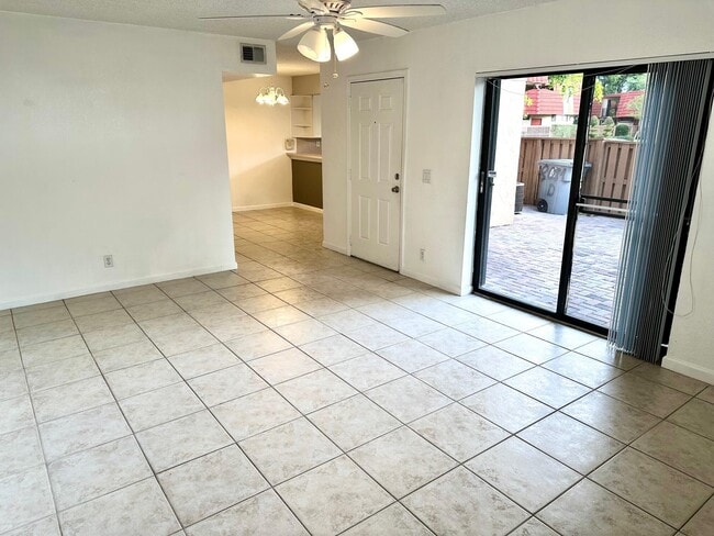 Building Photo - 8081 Severn Dr