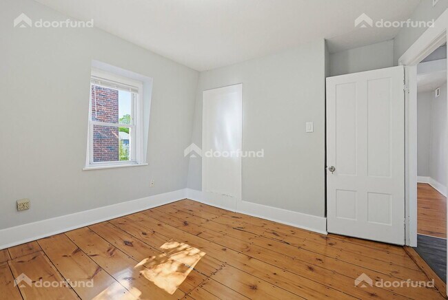 Building Photo - 17 Wachusett St
