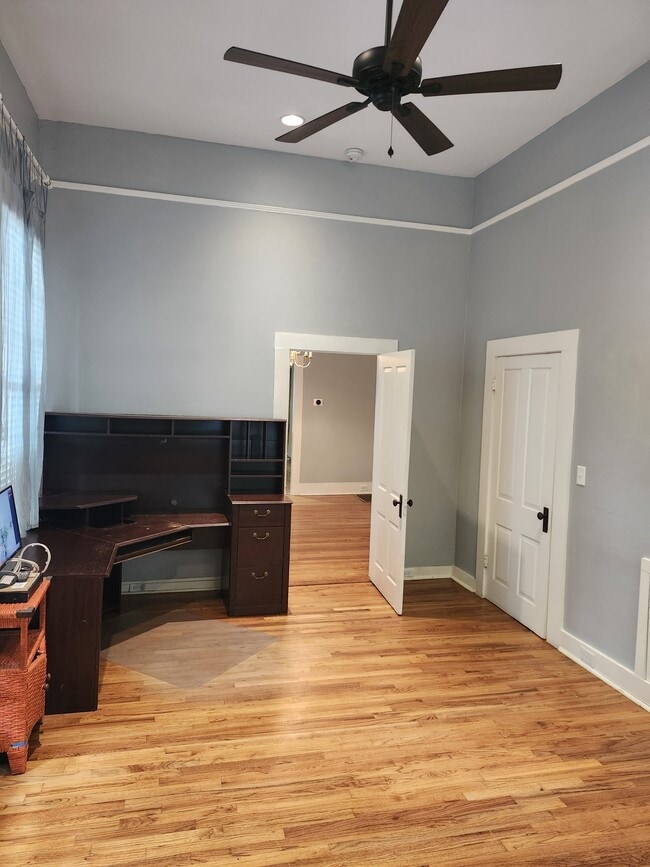Building Photo - 334 Felder Ave