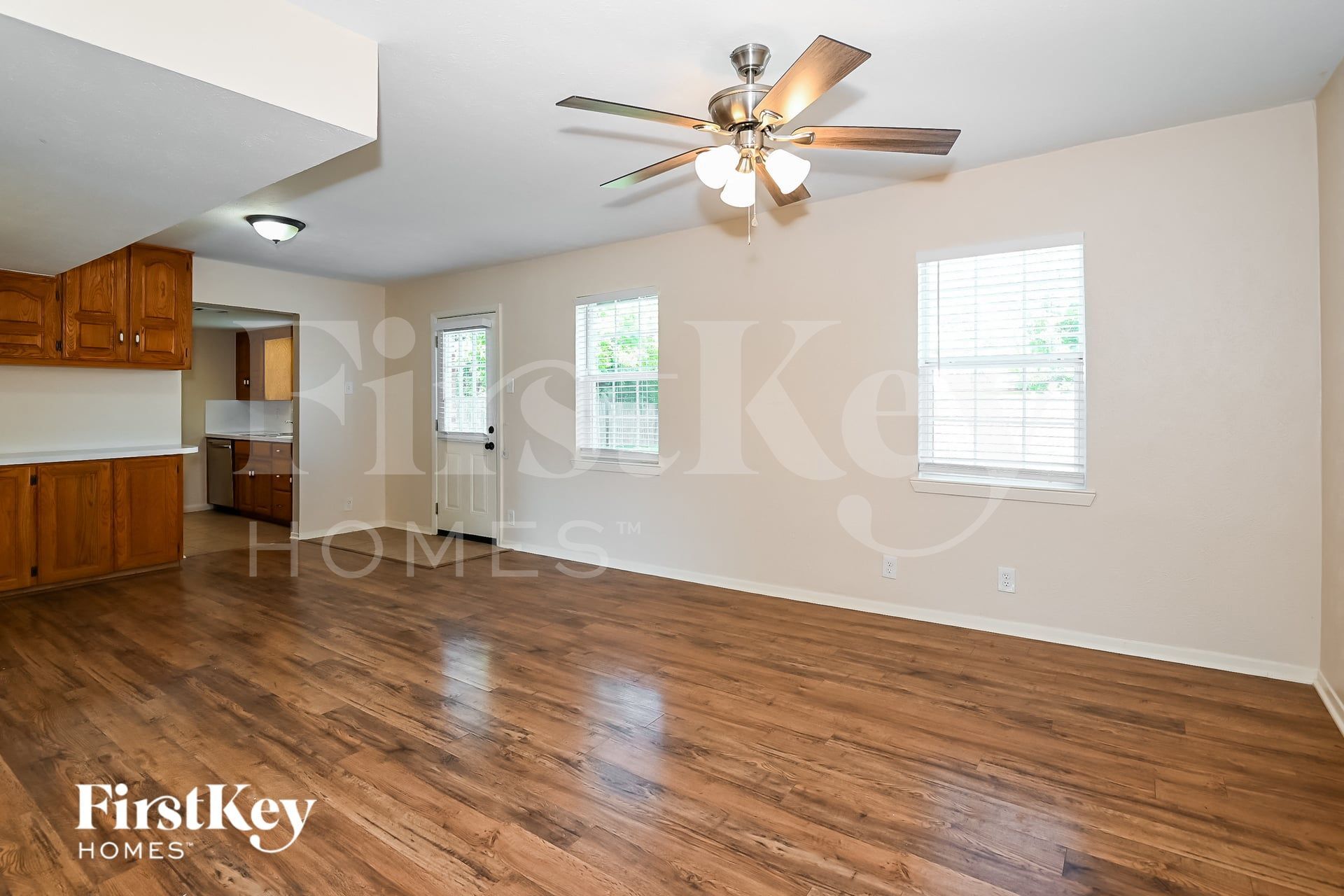 Building Photo - 3002 Harlan Dr