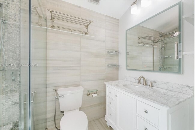 Building Photo - 1634 SW 19th Ter