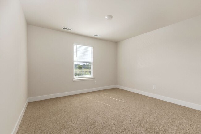 Building Photo - 118 Munsee Cir