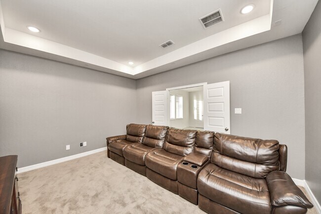 Building Photo - 6707 Regatta Park Ln