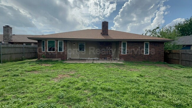 Building Photo - 1210 Glenwood Dr