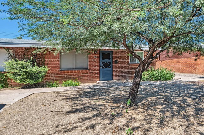 Building Photo - **First Month Free**