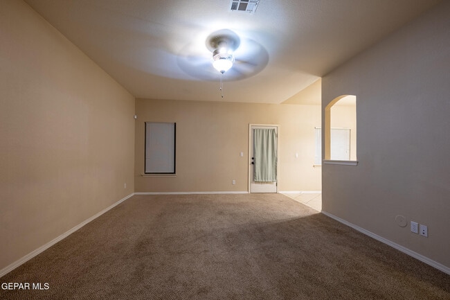 Building Photo - 14212 Otter Point Ct