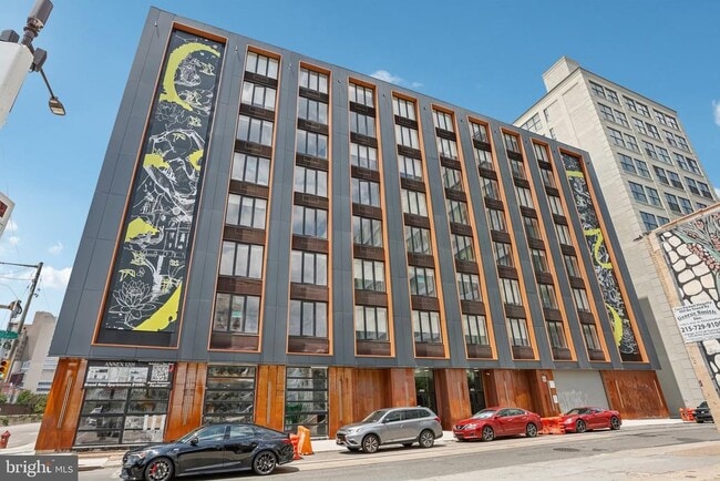 Building Photo - 1201 Vine St