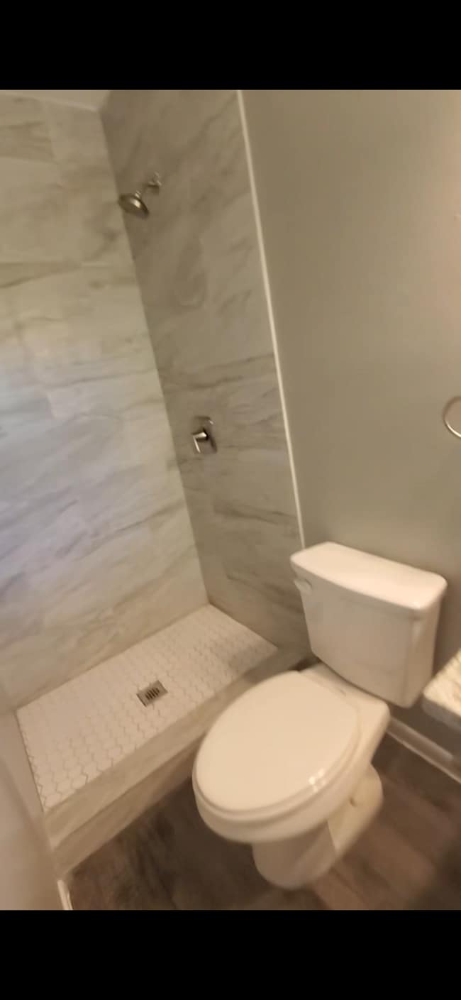 Building Photo - 220 Fairmont Ave