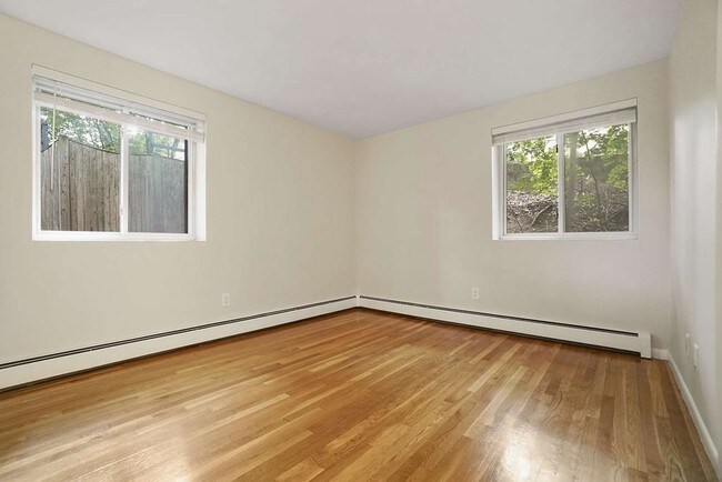 Building Photo - 171 South St