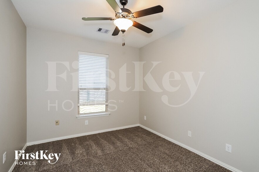 Building Photo - 7426 Upland Mill Ln