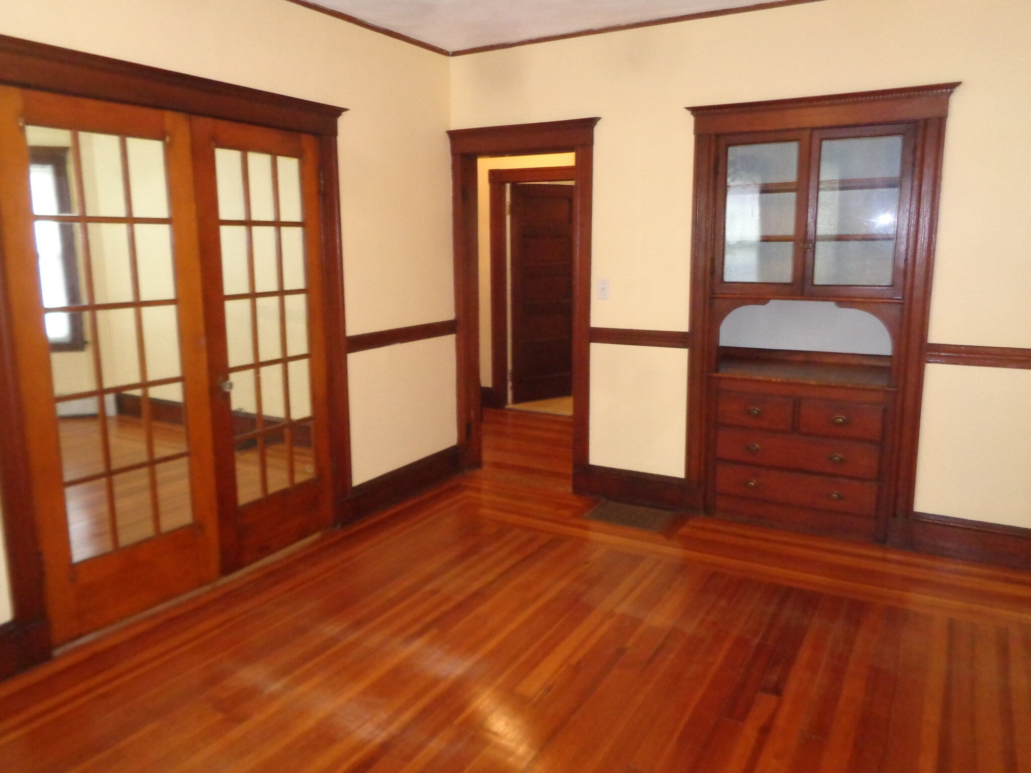 Building Photo - 61 Grove St