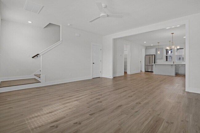 Building Photo - Luxury Townhome in Midtown Nexton