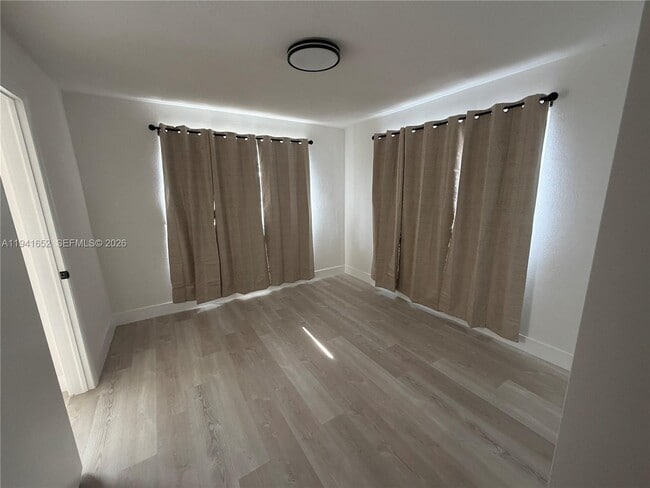 Building Photo - 3581 SW 13th Ct