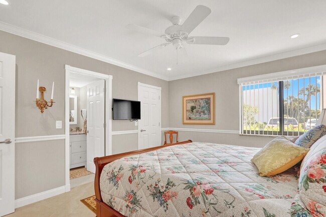 Building Photo - 1605 S US Hwy 1