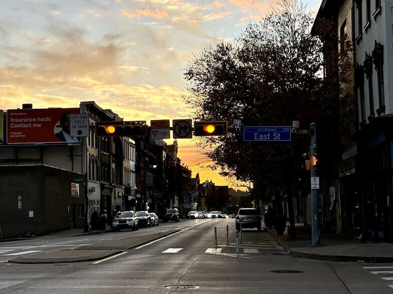 The Neighborhood - 1238 Butterfield Way