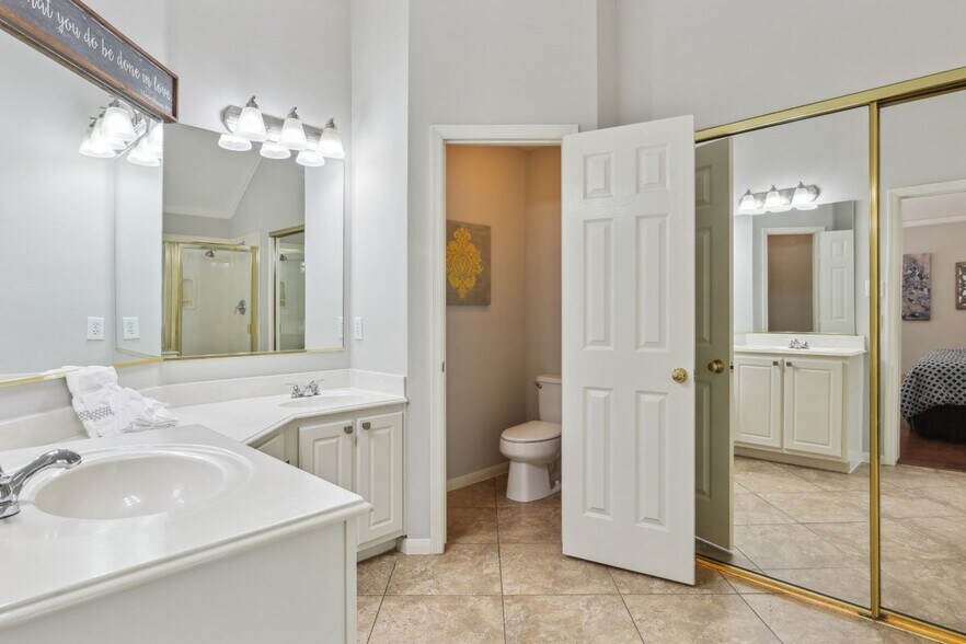 Building Photo - 183 N Millport Cir