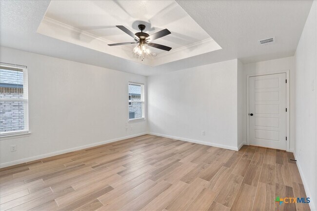 Building Photo - 6019 Catania Rd