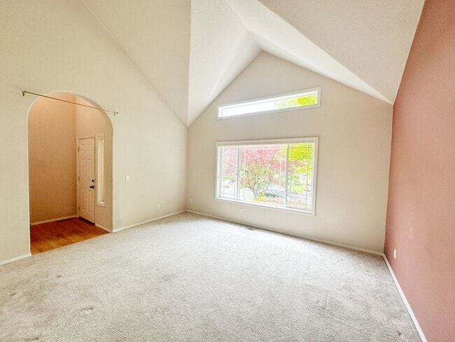 Building Photo - Gorgeous 4-Bedroom, 2.5-Bathroom House in ...