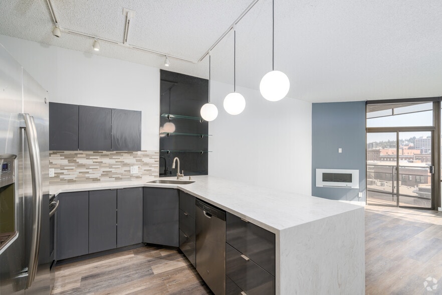 Interior Photo - Riverfalls Tower Apartments