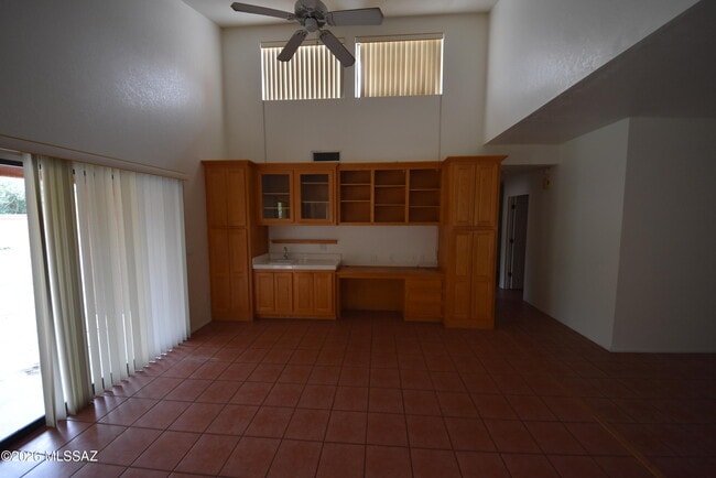 Building Photo - 5120 E Woodgate Ln