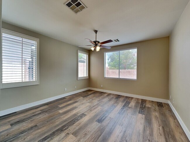 Building Photo - 6520 Black Star Point Ct