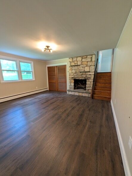 Building Photo - 15 N Forge Manor Dr