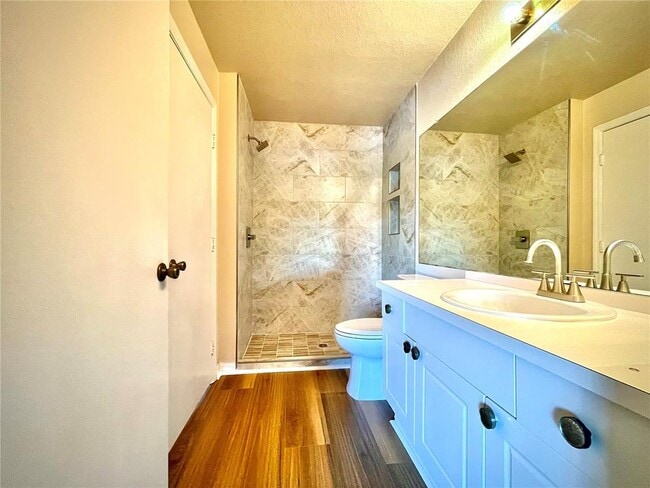 Building Photo - 18106 Peregrines Perch Pl
