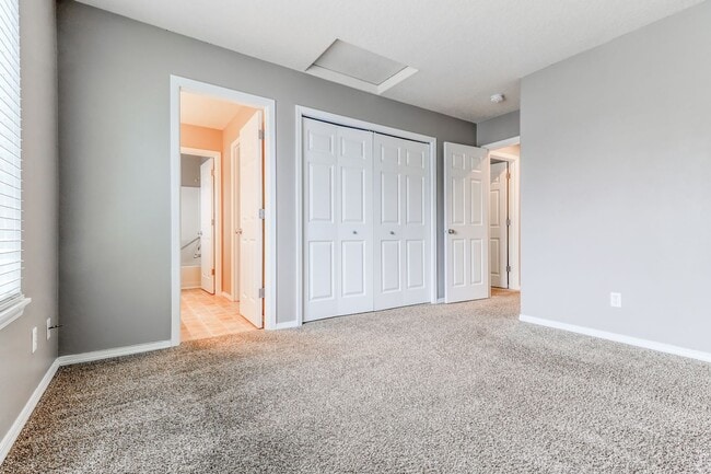 Building Photo - 20467 SW Rosemount St