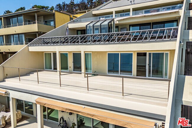 Primary Photo - 18055 Coastline Dr
