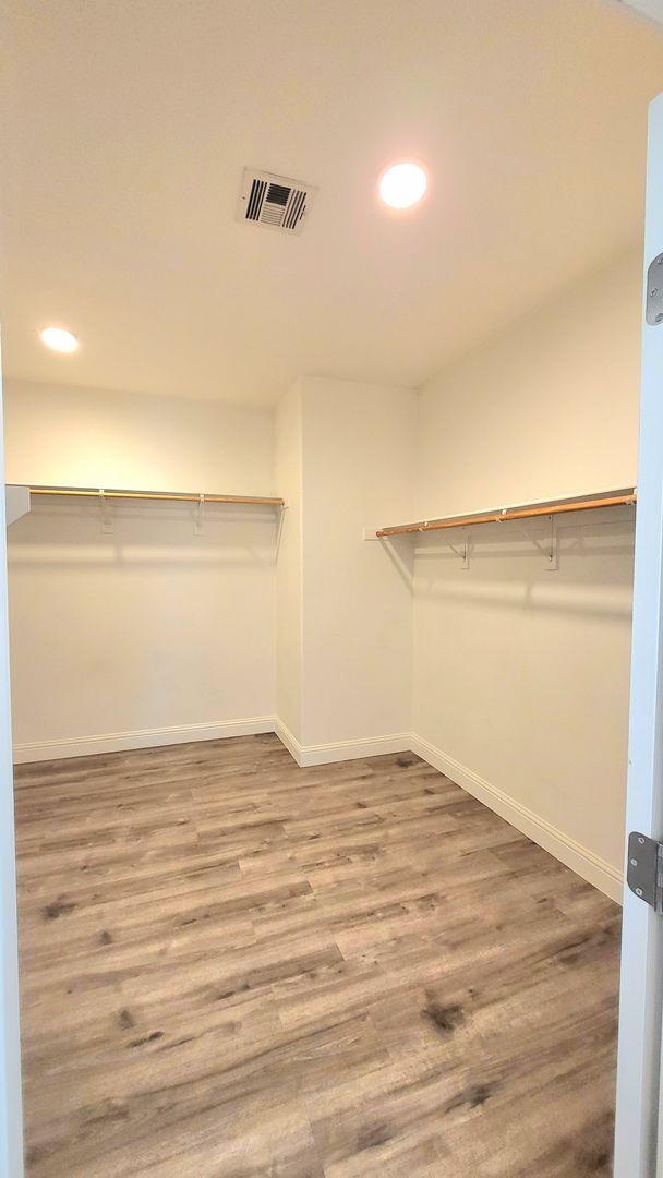 Building Photo - MAYFIELD RANCH ESTATES - N. Mayfield Ranch...