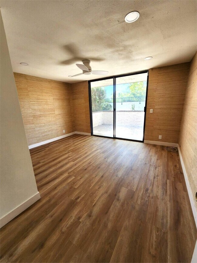 Building Photo - Updated 3 Beds, 2 Baths, 1,720 Sq Ft Home ...