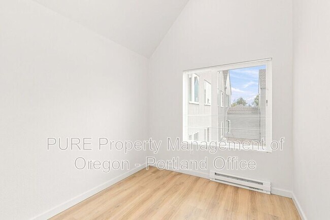Building Photo - 6786 N McKenna
